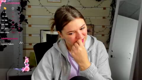 Monika online show from March 2026 10:48:01 AM