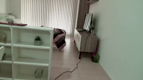 Monikfree online show from February 2025 09:28:01 AM