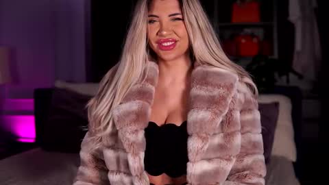 Moni online show from January 2026 05:27:02 PM