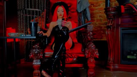 Snapshot of moniqueresse chatting on September 2025 02:09:02 PM Monique C online show from September 2025 02:09:02 PM