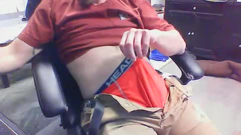 Snapshot of monkeypants04 chatting on May 2026 10:06:01 PM monkeypants04 online show from May 2026 10:06:01 PM