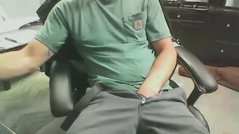 Snapshot of monkeypants04 chatting on June 2026 04:51:01 PM monkeypants04 online show from June 2026 04:51:01 PM