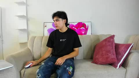 Snapshot of monky_0002 chatting on April 2026 01:42:02 PM monky_0002 online show from April 2026 01:42:02 PM