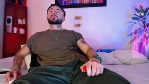 Snapshot of monnojones chatting on April 2026 03:17:02 AM monnojones online show from April 2026 03:17:02 AM