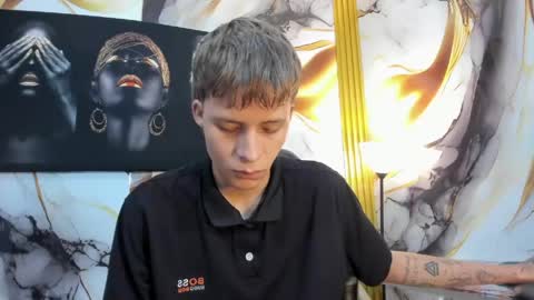 Snapshot of mono_blonde chatting on May 2026 11:04:02 AM mono_blonde online show from May 2026 11:04:02 AM
