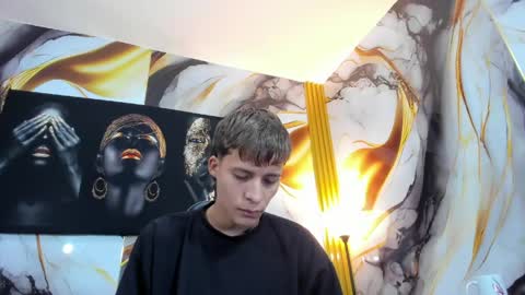 Snapshot of mono_blonde chatting on May 2026 11:28:02 AM mono_blonde online show from May 2026 11:28:02 AM