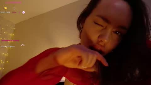 Snapshot of monroe_linger chatting on March 2026 09:06:02 AM Monroe Please dont forger to follow me online show from March 2026 09:06:02 AM