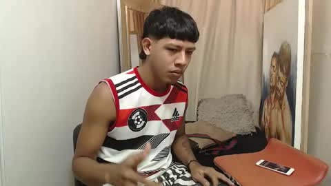 Snapshot of monsoon_the_best chatting on November 2025 03:17:01 AM monsoon_the_best online show from November 2025 03:17:01 AM