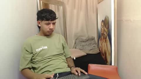 Snapshot of monsoon_the_best chatting on November 2025 03:08:02 AM monsoon_the_best online show from November 2025 03:08:02 AM