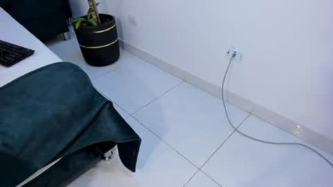 Linda Darling online show from July 2026 01:40:01 AM