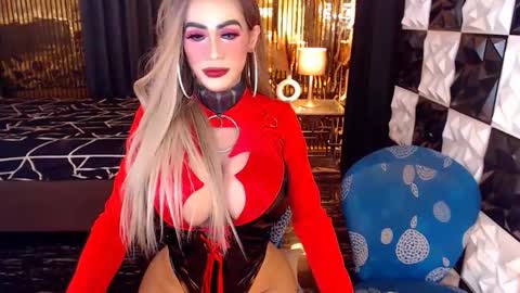 Snapshot of monstrouscockdiva chatting on March 2026 09:25:01 PM MEDUSA online show from March 2026 09:25:01 PM