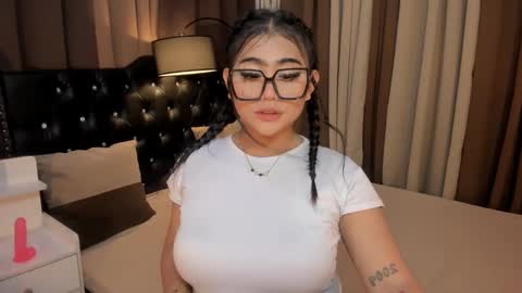 Snapshot of monstrouscockdivaontop chatting on January 2025 10:04:02 PM Ruthie online show from January 2025 10:04:02 PM