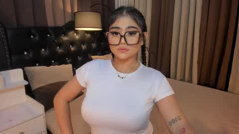 Snapshot of monstrouscockdivaontop chatting on January 2025 08:15:02 PM Ruthie online show from January 2025 08:15:02 PM