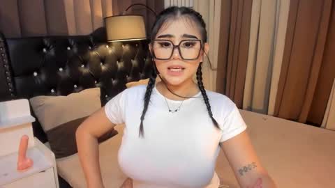 Snapshot of monstrouscockdivaontop chatting on February 2025 02:27:02 AM Ruthie online show from February 2025 02:27:02 AM