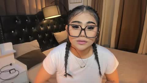 Snapshot of monstrouscockdivaontop chatting on February 2025 04:27:01 AM Ruthie online show from February 2025 04:27:01 AM