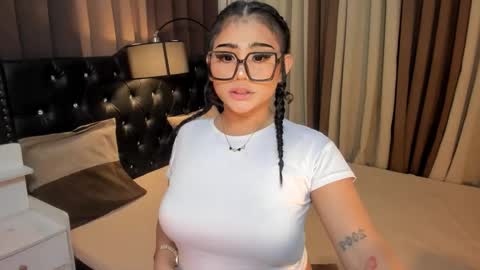 Snapshot of monstrouscockdivaontop chatting on February 2025 02:26:01 AM Ruthie online show from February 2025 02:26:01 AM