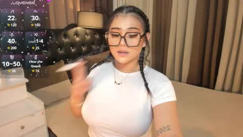 Snapshot of monstrouscockdivaontop chatting on March 2025 08:51:02 AM Ruthie online show from March 2025 08:51:02 AM