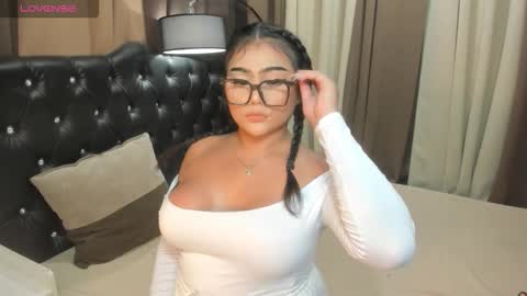 Snapshot of monstrouscockdivaontop chatting on September 2025 05:57:02 PM Ruthie online show from September 2025 05:57:02 PM