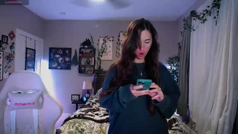 Lydia Mooney online show from February 2025 12:51:01 AM