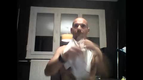 montmasse online show from April 2026 08:32:02 PM