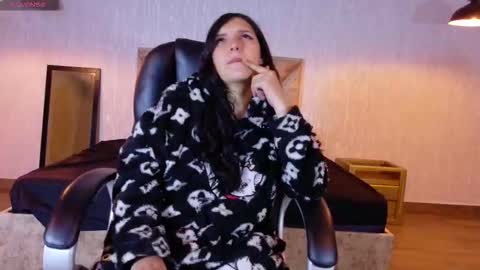 Moon  online show from December 2025 02:28:02 AM