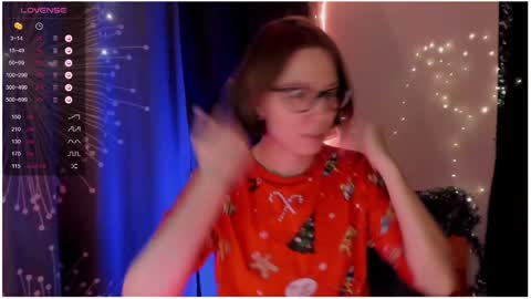 Snapshot of moon__girl chatting on December 2024 07:56:01 PM Roxy online show from December 2024 07:56:01 PM