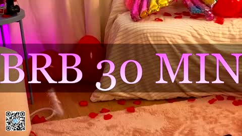 Lola online show from February 2025 10:28:01 AM