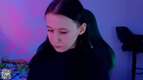 Lola online show from March 2025 02:56:01 PM