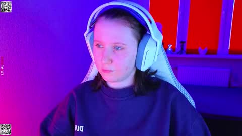 Snapshot of moon_avengers chatting on January 2026 10:09:02 AM Lola online show from January 2026 10:09:02 AM