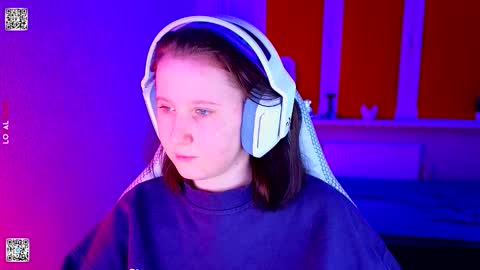 Snapshot of moon_avengers chatting on January 2026 04:55:01 PM Lola online show from January 2026 04:55:01 PM