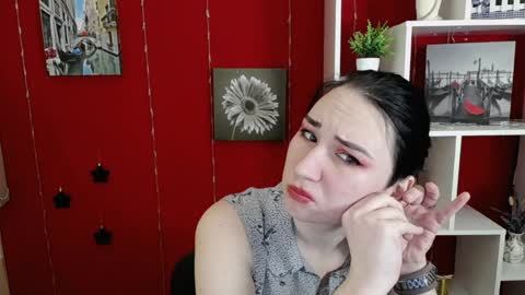 Diana online show from January 2025 04:49:02 PM