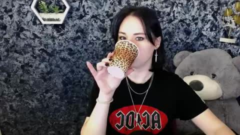 Snapshot of moon_foxy_ chatting on March 2026 06:17:02 AM Diana online show from March 2026 06:17:02 AM