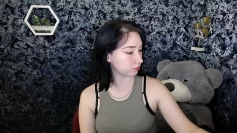 Snapshot of moon_foxy_ chatting on April 2026 08:31:01 PM Diana online show from April 2026 08:31:01 PM