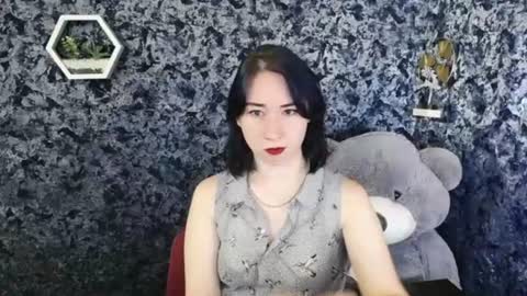 Snapshot of moon_foxy_ chatting on June 2026 07:27:01 PM Diana online show from June 2026 07:27:01 PM