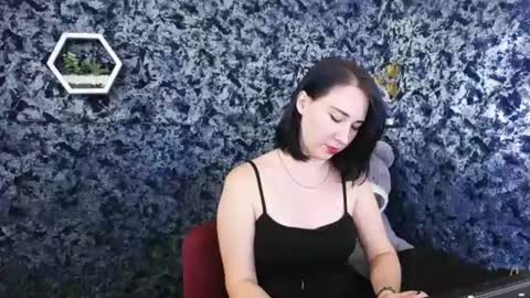 Snapshot of moon_foxy_ chatting on July 2026 08:15:02 PM Diana online show from July 2026 08:15:02 PM