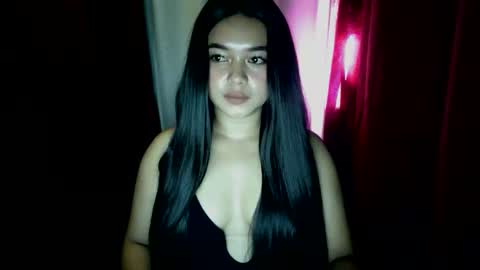 Snapshot of moon_of_desirexx chatting on October 2025 08:44:02 PM Joy online show from October 2025 08:44:02 PM