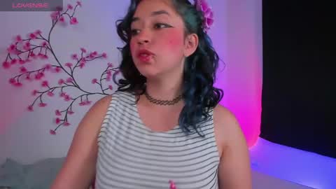 Snapshot of moon_sofii chatting on April 2026 09:29:02 PM Sofii model Independent online show from April 2026 09:29:02 PM