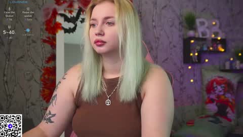 Emilia online show from November 2025 08:05:02 AM