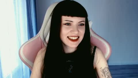  sophie  online show from April 2026 04:11:01 PM