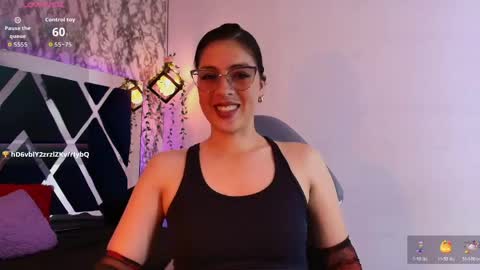 Snapshot of moon_winy chatting on May 2026 04:04:02 PM Winy online show from May 2026 04:04:02 PM