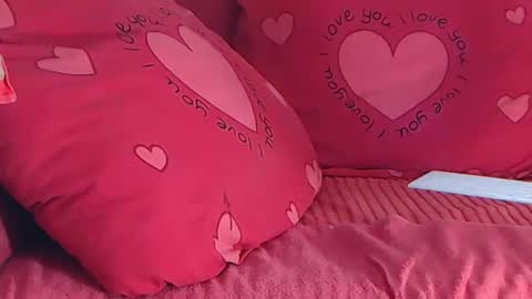 Snapshot of moona_one chatting on March 2025 07:46:02 AM Mona online show from March 2025 07:46:02 AM