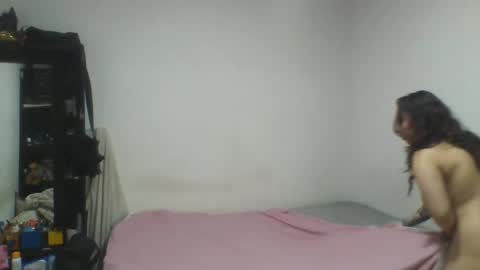 Snapshot of moonandzukko chatting on April 2026 04:00:01 AM moonandzukko online show from April 2026 04:00:01 AM