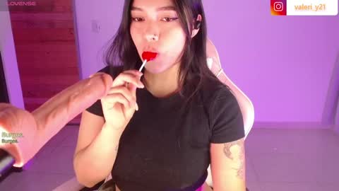 Snapshot of moonbella_bell chatting on March 2026 05:34:01 AM bell online show from March 2026 05:34:01 AM