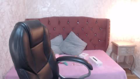 Charlotte online show from February 2025 05:58:01 PM