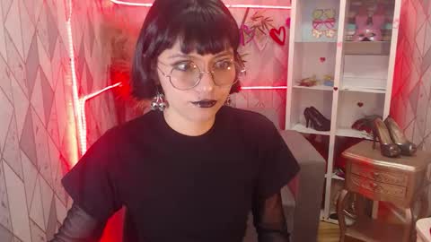 Charlotte online show from October 2025 06:08:02 PM