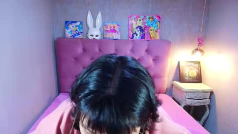 Snapshot of mooncharlotte chatting on May 2026 07:08:01 PM Charlotte online show from May 2026 07:08:01 PM