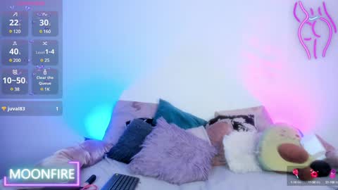 Snapshot of moonfiredance chatting on December 2024 05:21:01 AM Nicky online show from December 2024 05:21:01 AM