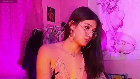 Snapshot of moonfiredance chatting on September 2025 07:10:02 AM Nicky online show from September 2025 07:10:02 AM