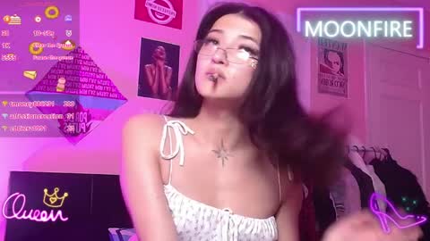 Snapshot of moonfiredance chatting on April 2026 01:14:01 AM Nicky online show from April 2026 01:14:01 AM