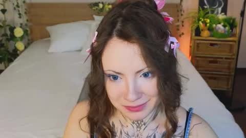 Snapshot of moonhaze_ chatting on March 2026 10:48:02 AM Erica online show from March 2026 10:48:02 AM